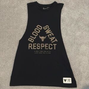 Men’s Black Under Armor Project Rock Heatgear Graphic Muscle Shirt Size Medium